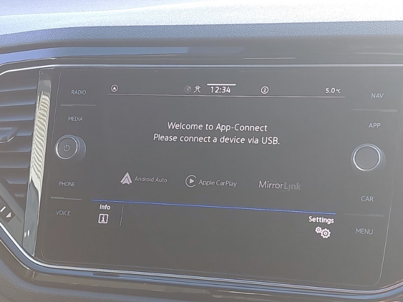 Used Volkswagen T-Roc 2021 for sale - 77264871: Photo 16