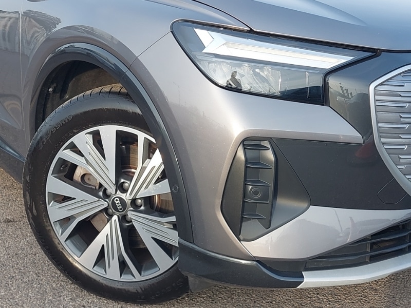 Used Audi Q4 e-tron 2023 for sale - 78159319: Photo 9