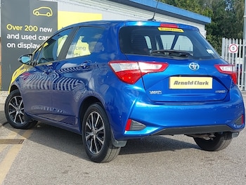 Used Toyota Yaris 2018 for sale - 75946523: Photo