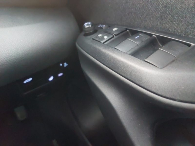 Used Toyota Yaris Cross 2022 for sale - 77623630: Photo 16