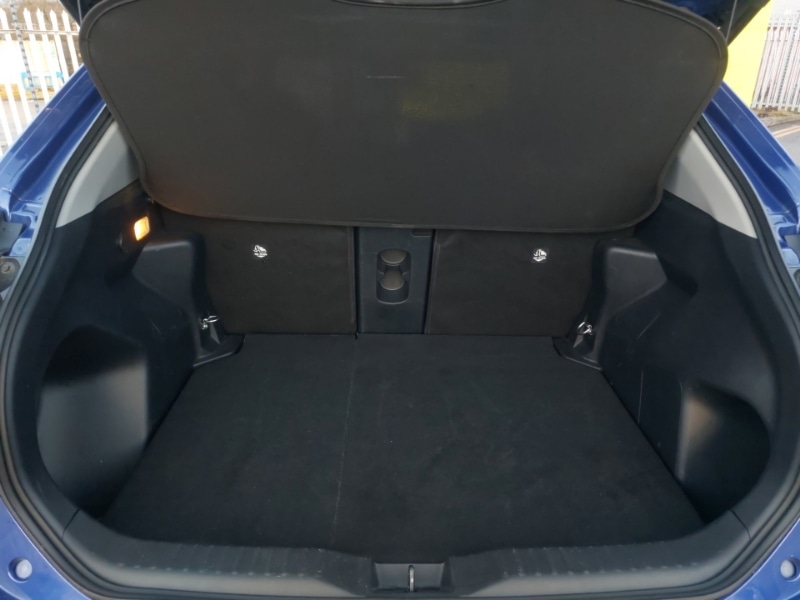 Used Toyota Yaris Cross 2022 for sale - 77623630: Photo 8