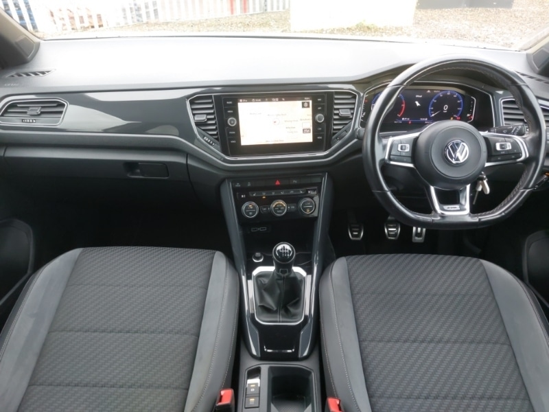 Used Volkswagen T-Roc 2019 for sale - 76970676: Photo 2