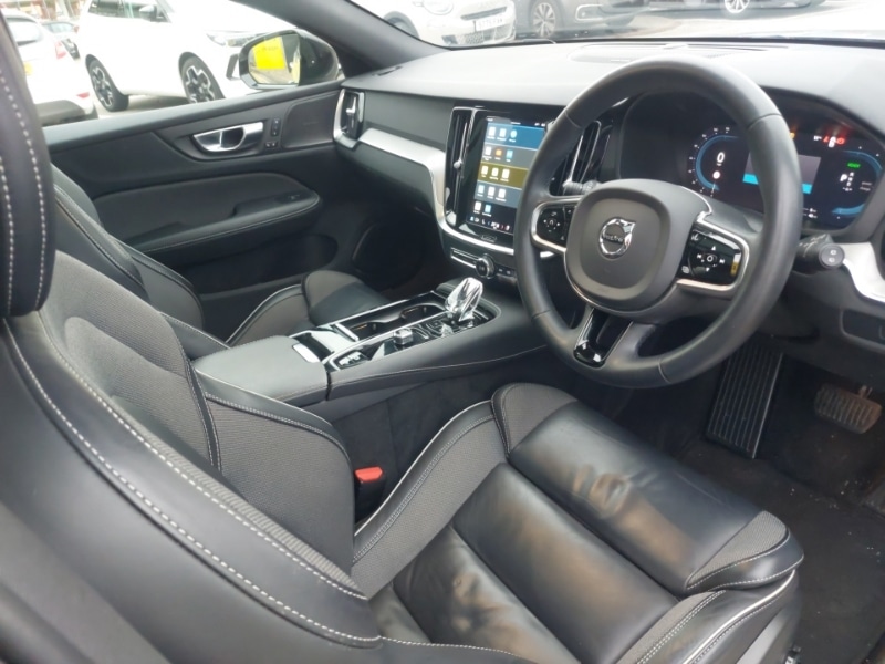 Used Volvo V60 2023 for sale - 77495227: Photo 18