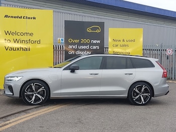 Used Volvo V60 2023 for sale - 77495227: Photo