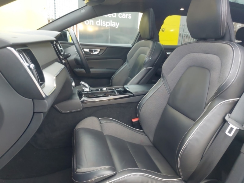 Used Volvo V60 2023 for sale - 77495227: Photo 5