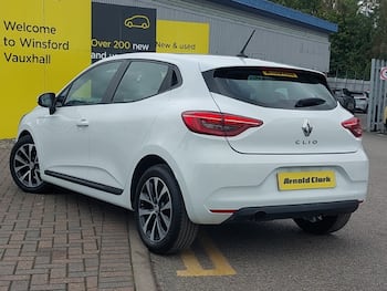 Used Renault Clio 2021 for sale - 79586771: Photo