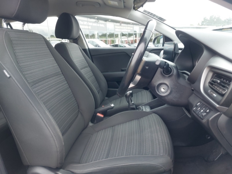 Used Kia Stonic 2022 for sale - 76459763: Photo 19