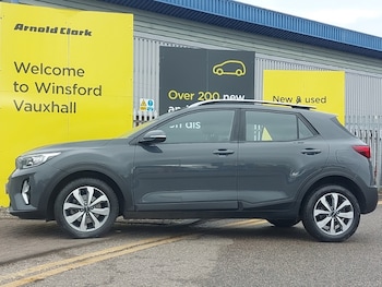 Used Kia Stonic 2022 for sale - 76459763: Photo