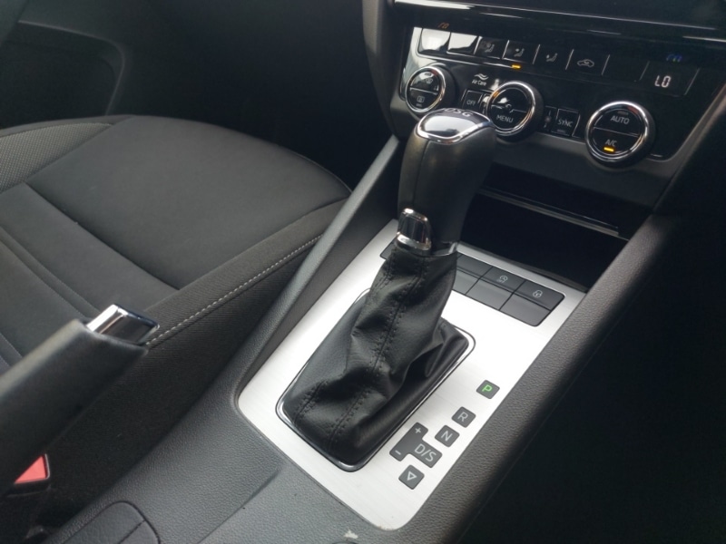 Used Skoda Octavia 2019 for sale - 77956520: Photo 14