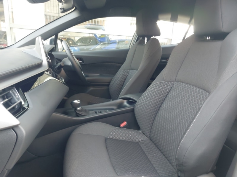 Used Toyota C-HR 2023 for sale - 77969382: Photo 5