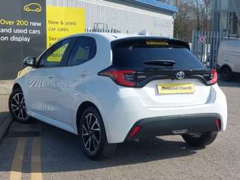 Used Toyota Yaris 2021 for sale - 74094837: Photo