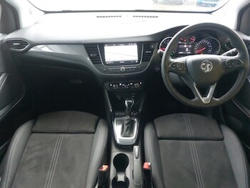 Used Vauxhall Crossland 2024 for sale - 76165902: Photo 2