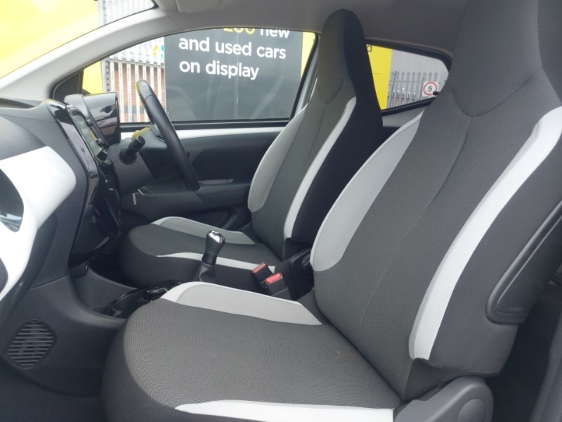 Used Toyota AYGO 2018 for sale - 77595858: Photo 5