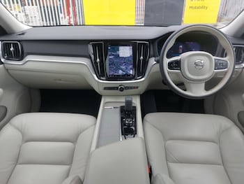 Used Volvo V60 2022 for sale - 75429130: Photo