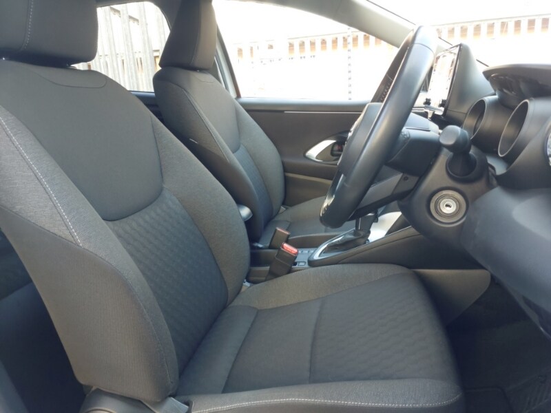 Used Toyota Yaris 2022 for sale - 76348638: Photo 19