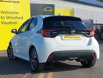 Used Toyota Yaris 2022 for sale - 76348638: Photo
