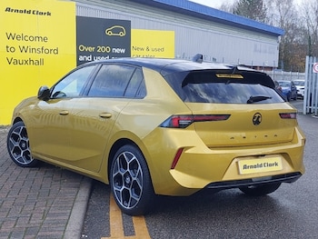 Used Vauxhall Astra 2025 for sale - 76860242: Photo