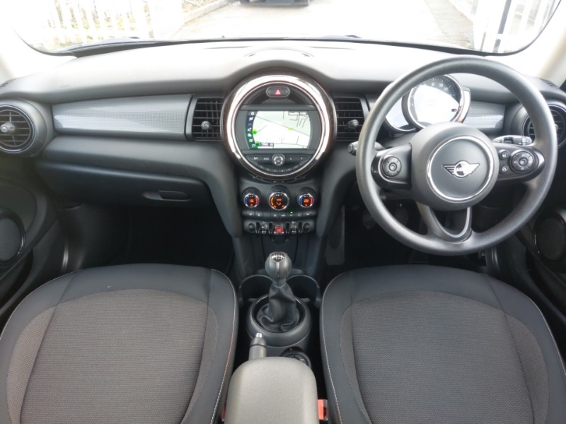 Used MINI Hatch 2020 for sale - 76348644: Photo 2