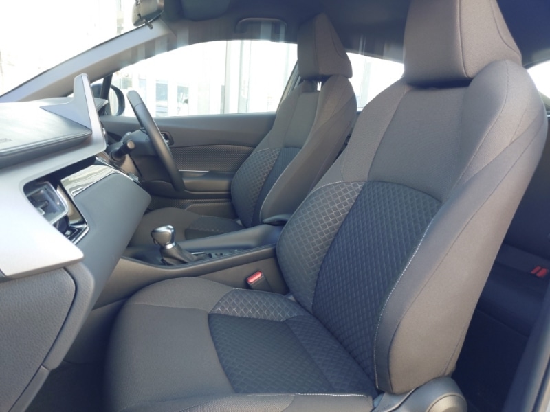 Used Toyota C-HR 2023 for sale - 78147659: Photo 5