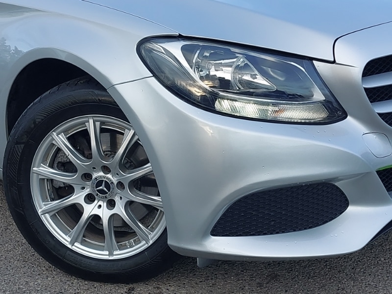 Used Mercedes-Benz C Class 2018 for sale - 77837868: Photo 9