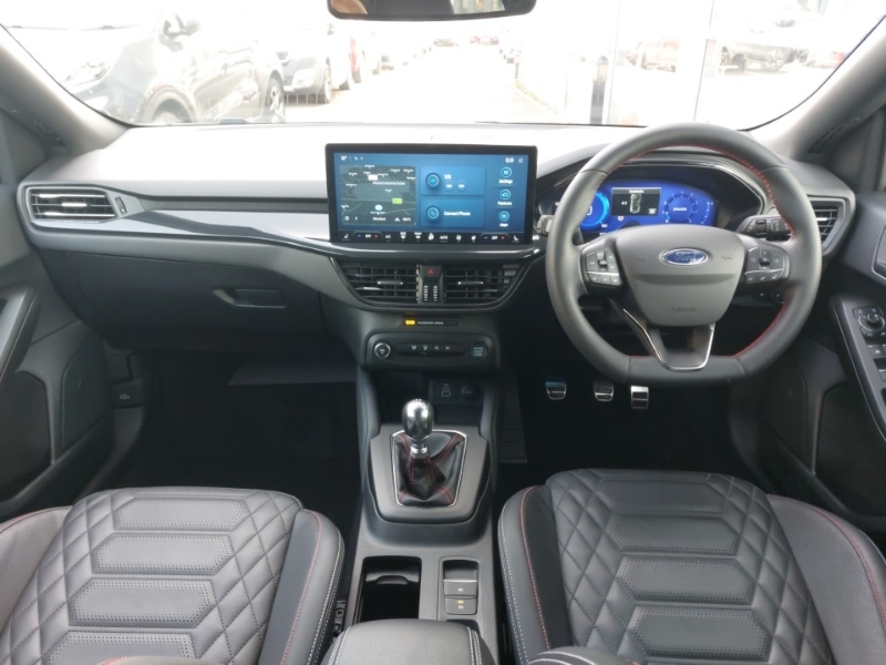 Used Ford Focus 2022 for sale - 77815541: Photo 2