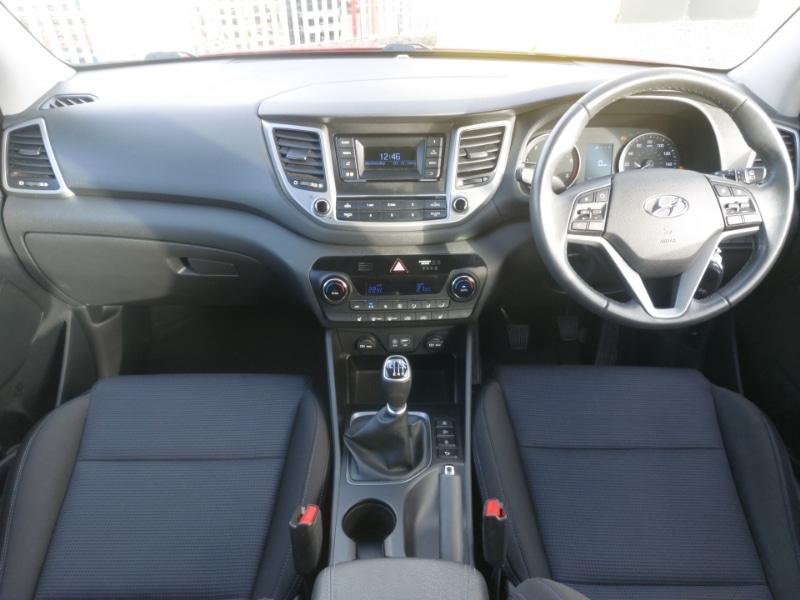 Used Hyundai TUCSON 2017 for sale - 76885311: Photo 2