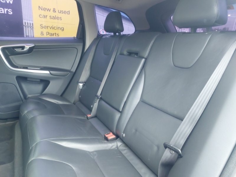 Used Volvo XC60 2017 for sale - 77815731: Photo 6