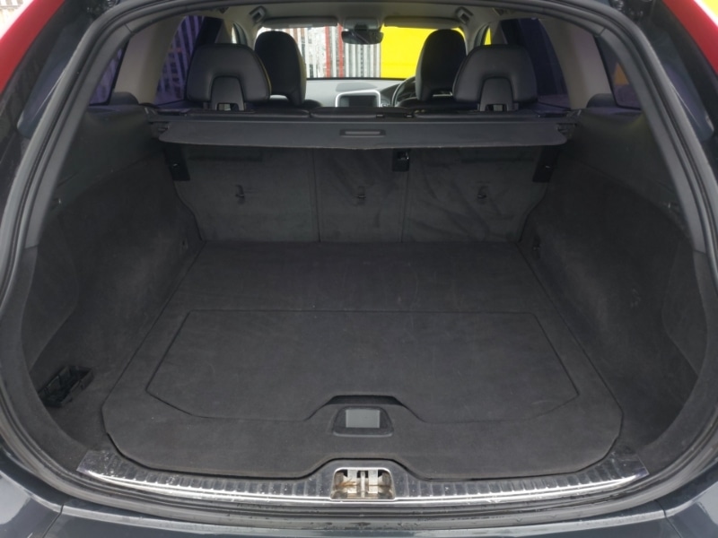 Used Volvo XC60 2017 for sale - 77815731: Photo 8