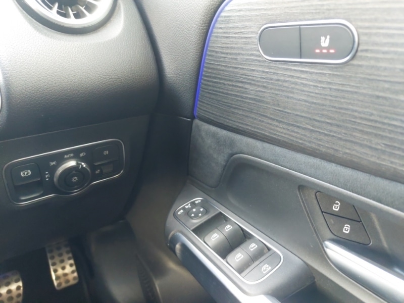 Used Mercedes-Benz EQB 2022 for sale - 76328831: Photo 16