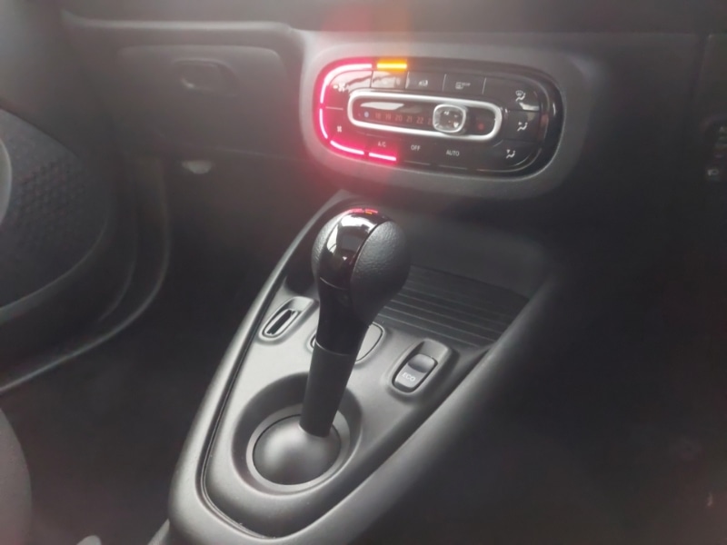 Used smart fortwo 2021 for sale - 77357929: Photo 14