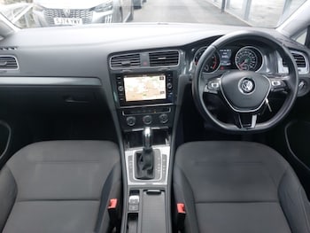 Used Volkswagen Golf 2019 for sale - 76383906: Photo