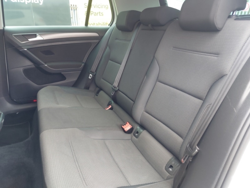 Used Volkswagen Golf 2019 for sale - 76383906: Photo 6