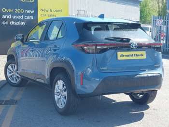 Used Toyota Yaris Cross 2022 for sale - 74400499: Photo