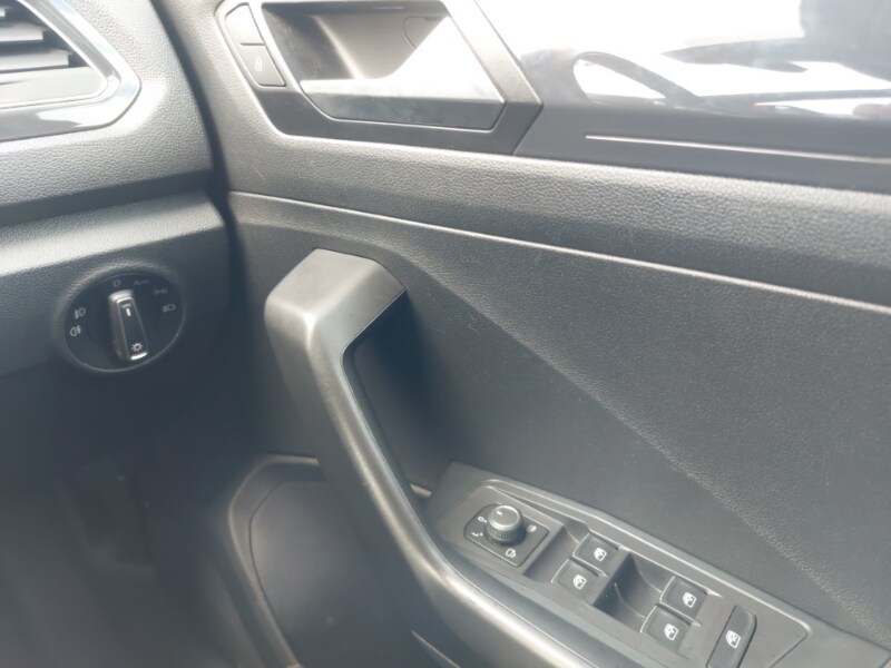 Used Volkswagen T-Roc 2018 for sale - 77750558: Photo 16