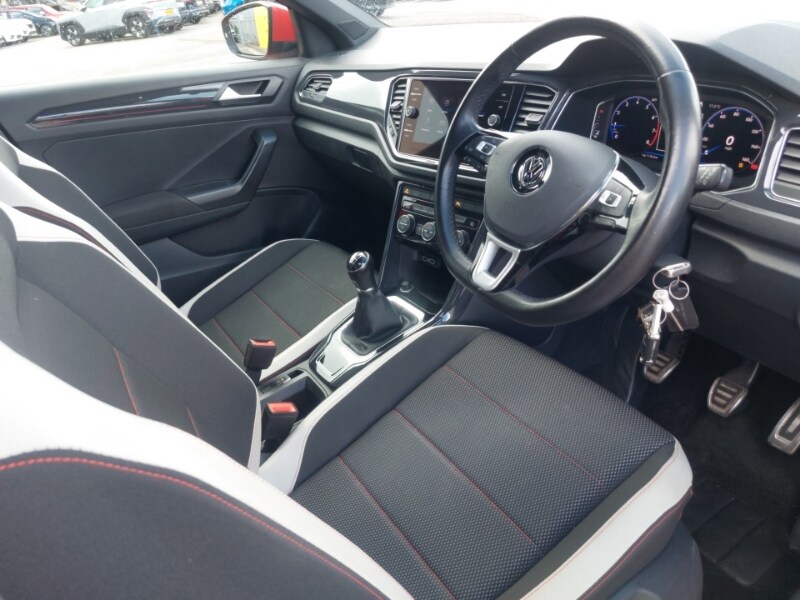 Used Volkswagen T-Roc 2018 for sale - 77750558: Photo 18