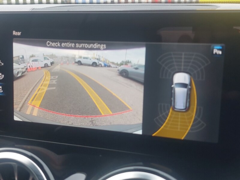Used Mercedes-Benz EQB 2022 for sale - 76365643: Photo 11