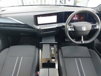 Used Vauxhall Astra 2023 for sale - 79461450: Photo