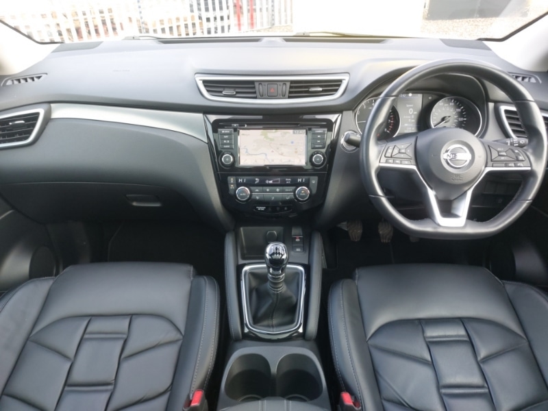 Used Nissan Qashqai 2021 for sale - 76834084: Photo 2