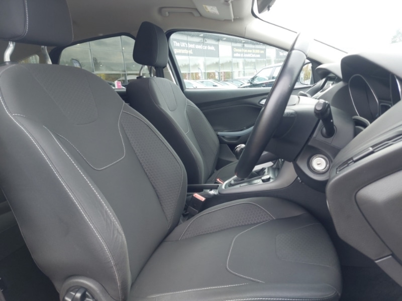 Used Ford Focus 2017 for sale - 76543408: Photo 19