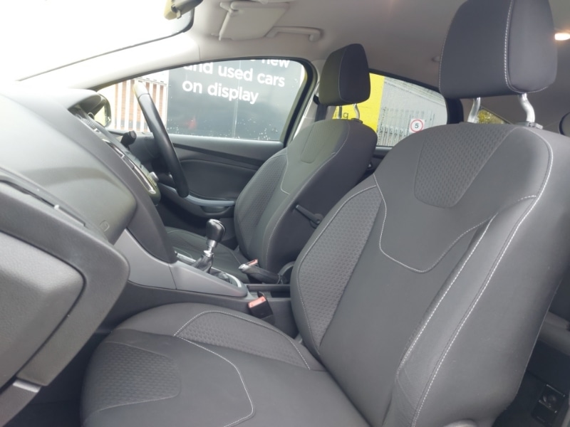 Used Ford Focus 2017 for sale - 76543408: Photo 5