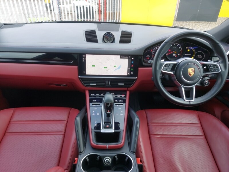 Used Porsche Cayenne 2021 for sale - 77606223: Photo 2