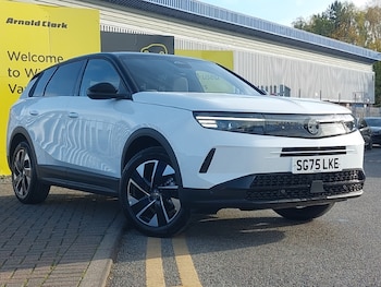 2025 - 1.2 Hybrid 145 Ultimate 5dr e-DCT6 [Fixed Roof]