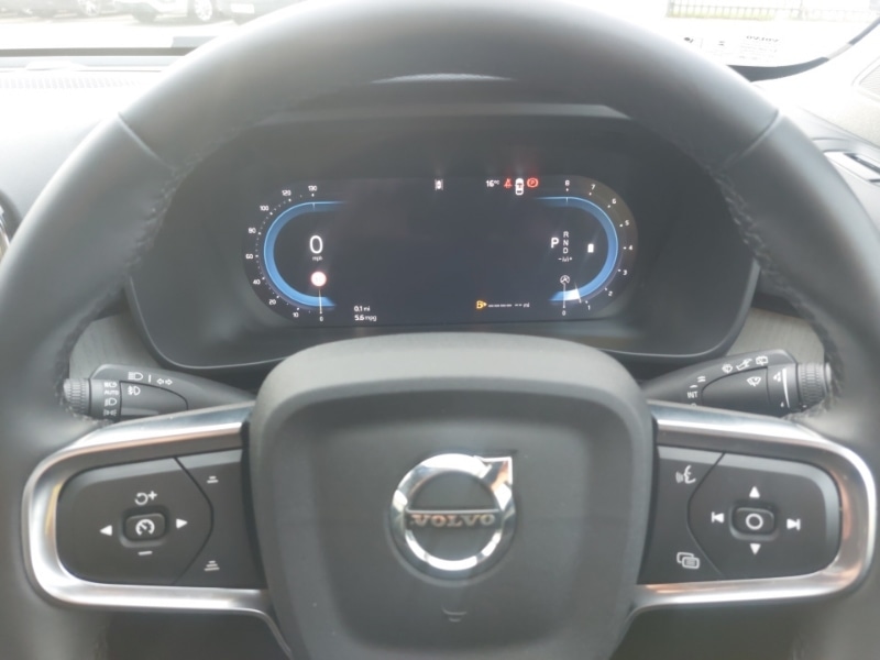 Used Volvo XC40 2024 for sale - 76213183: Photo 15