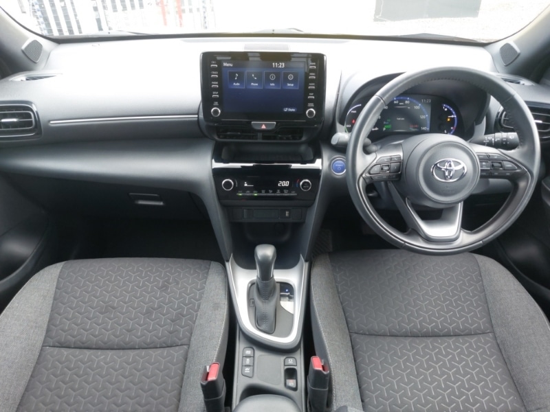 Used Toyota Yaris Cross 2022 for sale - 76365652: Photo 2