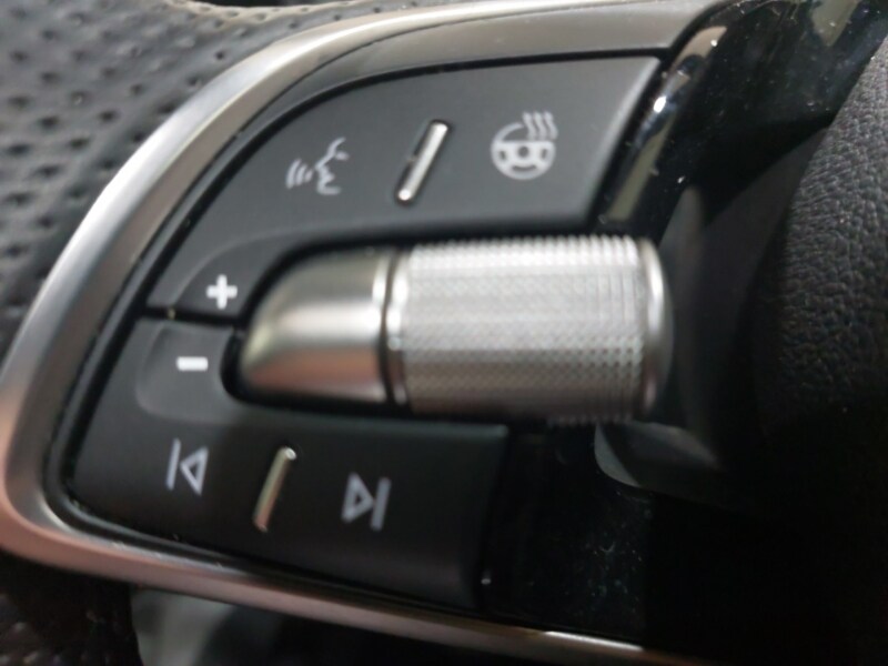 Used Skoda Karoq 2024 for sale - 77815750: Photo 14