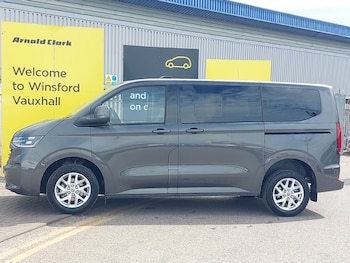 Used Volkswagen Transporter Shuttle 2026 for sale - 79411682: Photo