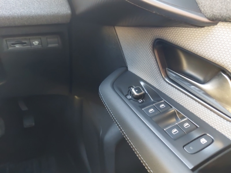 Used Vauxhall Grandland 2025 for sale - 76893622: Photo 16