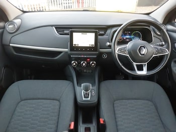 Used Renault Zoe 2021 for sale - 77652225: Photo