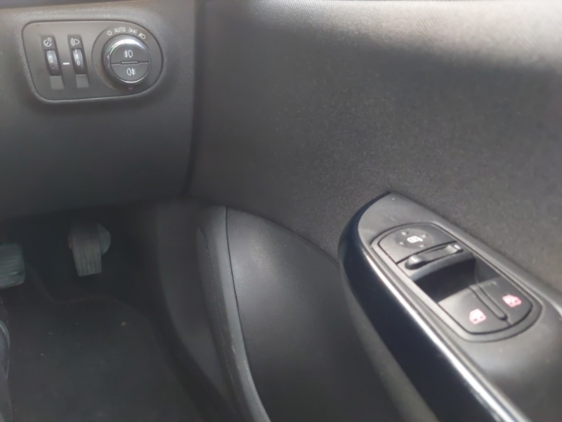 Used Vauxhall Corsa 2018 for sale - 77357931: Photo 16