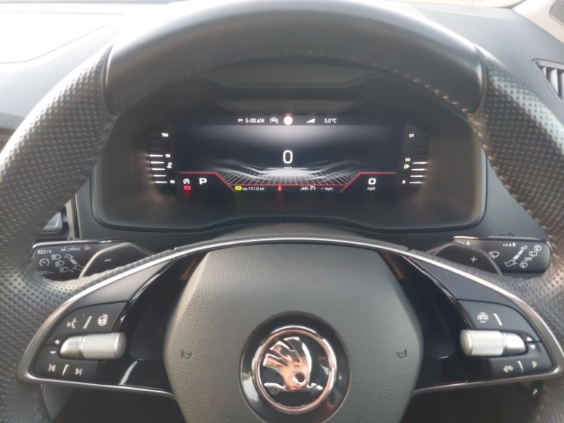 Used Skoda Karoq 2024 for sale - 77126458: Photo 15